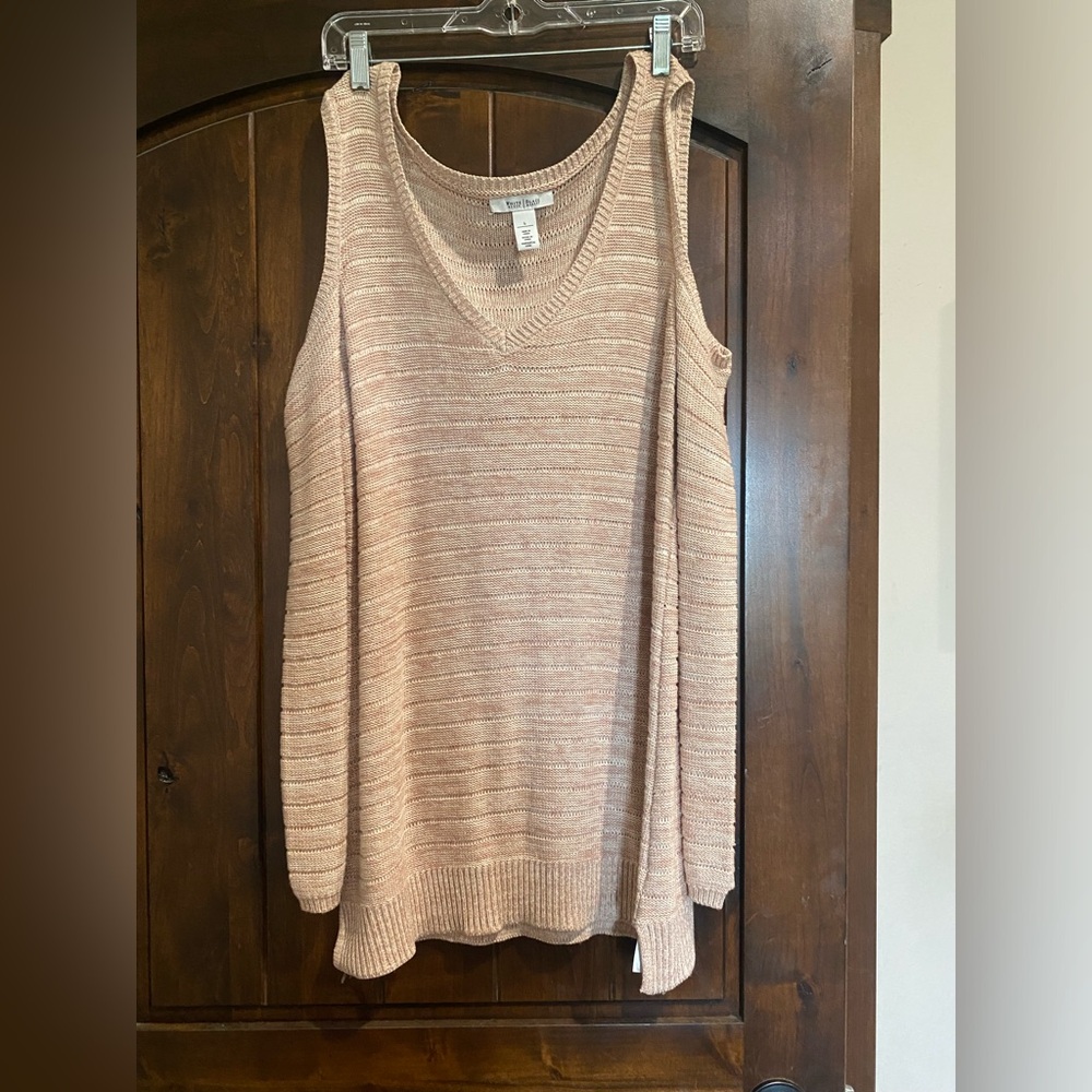 Women’s sweater